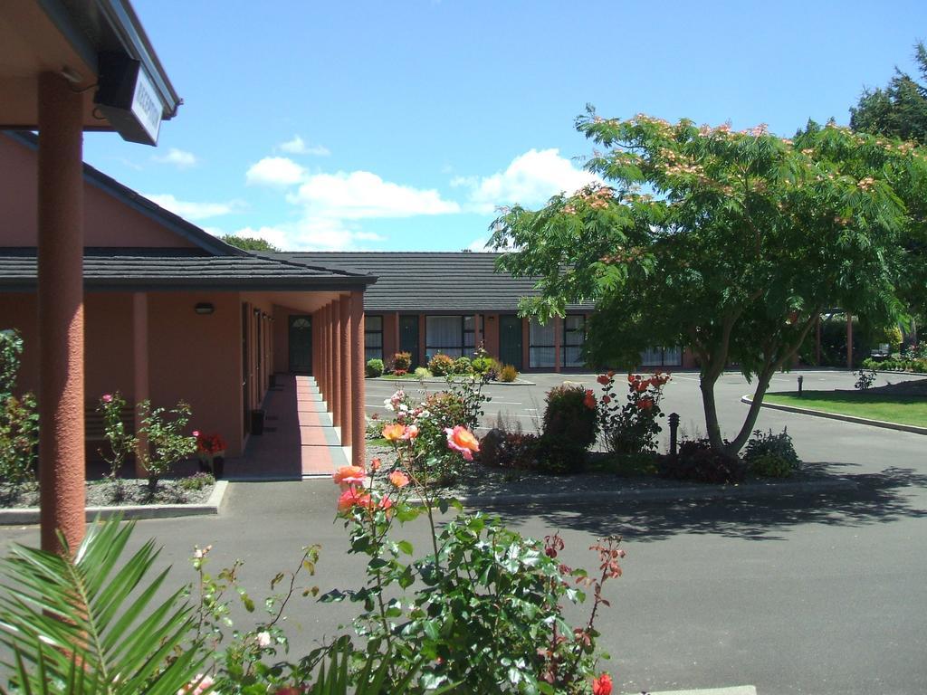 Pavilion Motel & Conference Centre Palmerston North Exteriör bild