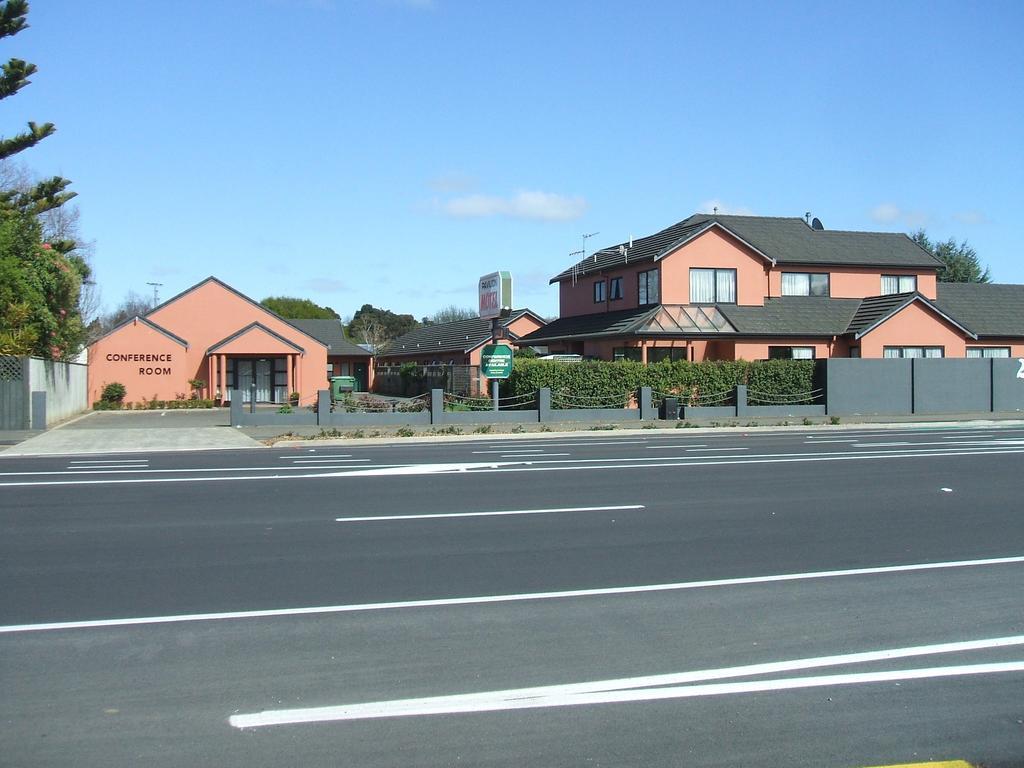 Pavilion Motel & Conference Centre Palmerston North Exteriör bild